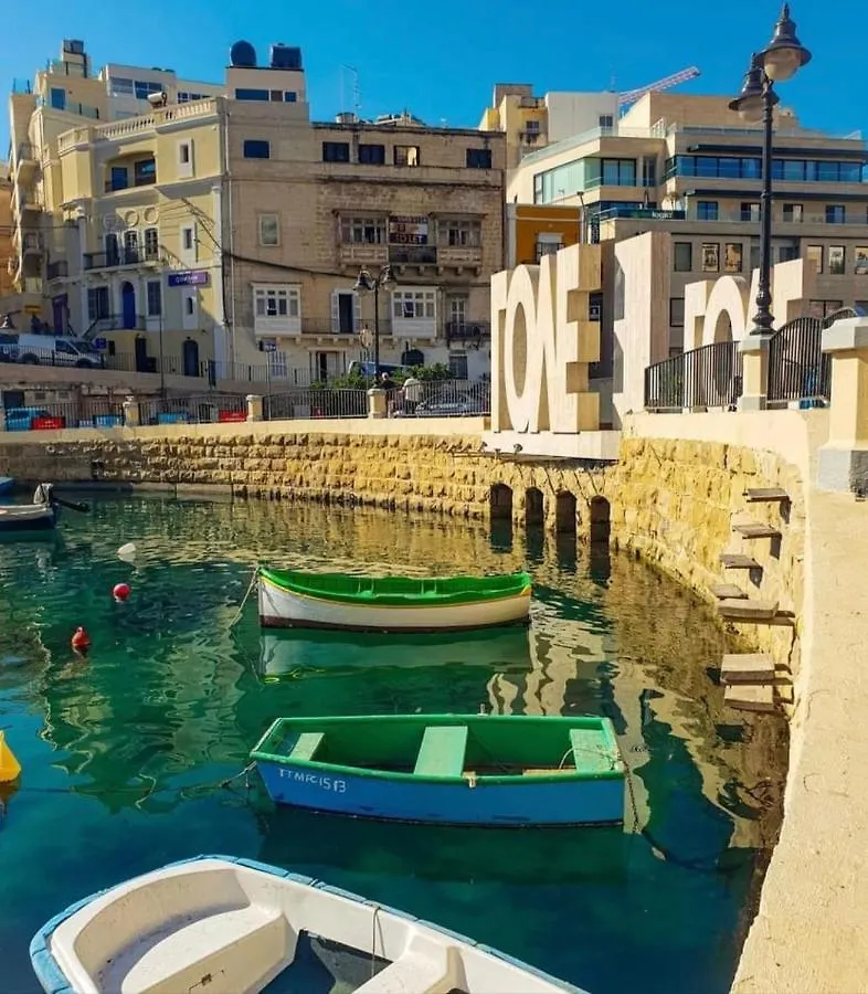 Apartmán Ewa Apt - 3-Bedrooms Apt Near Sliema - St Julians Seafront Gzira