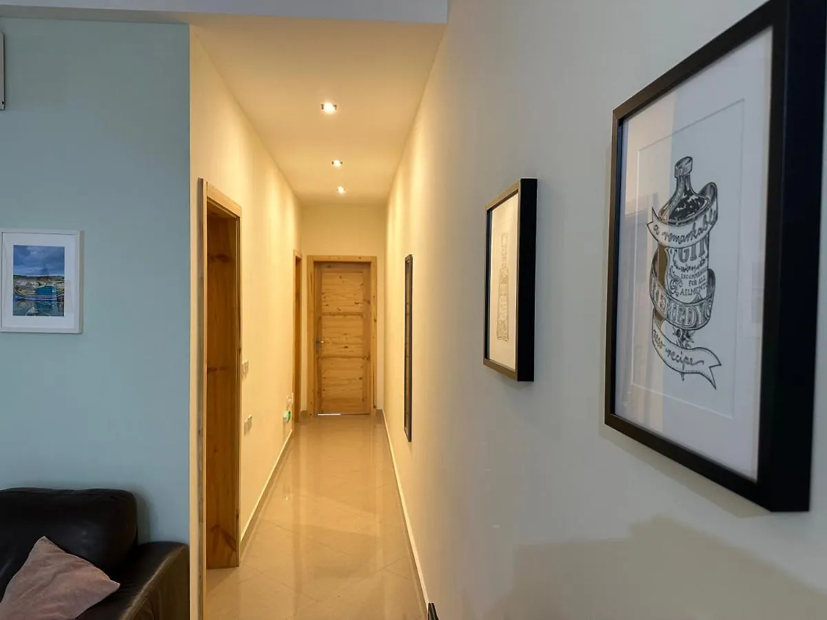 Apartmán Ewa Apt - 3-Bedrooms Apt Near Sliema - St Julians Seafront Gzira Malta